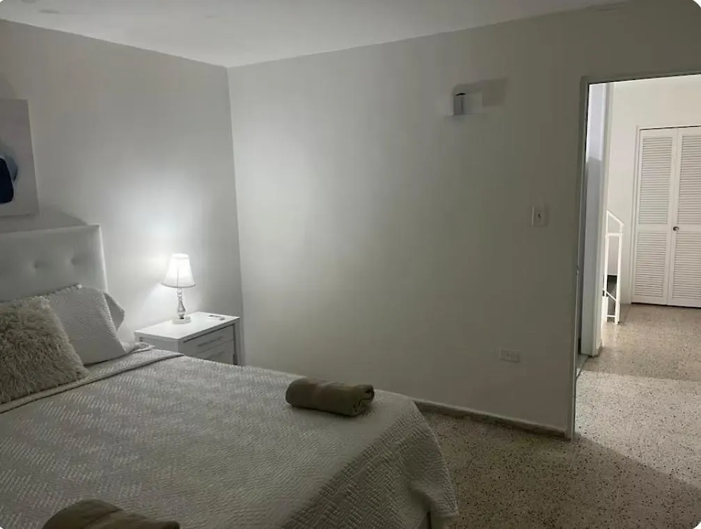 Shalex House 2 Apartment Carolina 0*,